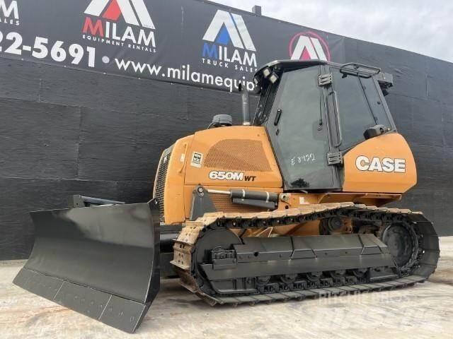 CASE 650M WT 履带式推土机