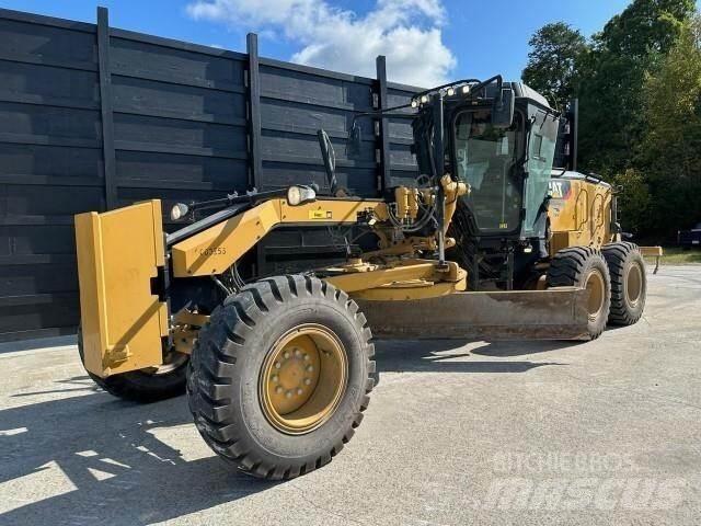 CAT 120 平地机/推土机