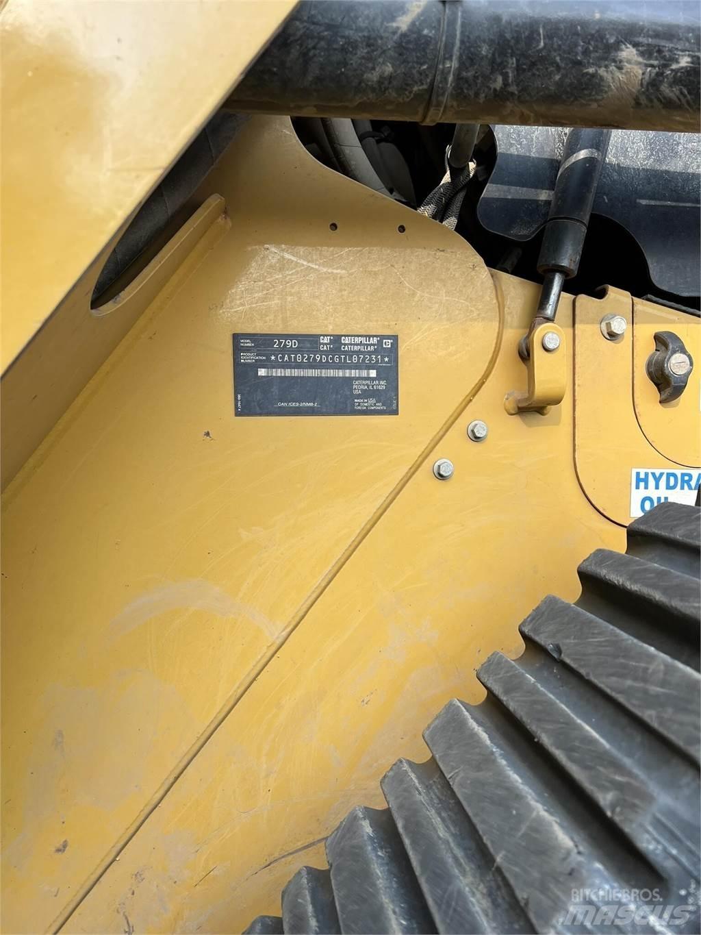 CAT 279D 滑移装载机