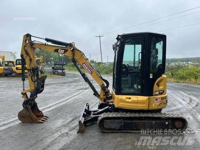 CAT 303.5E CR 小型挖掘机