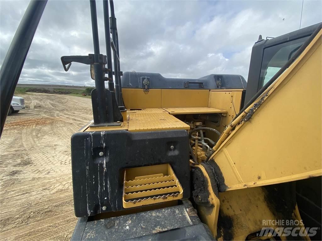 CAT 320E 履带挖掘机