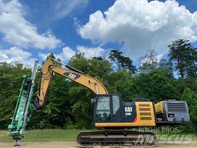 CAT 320EL 钻孔机