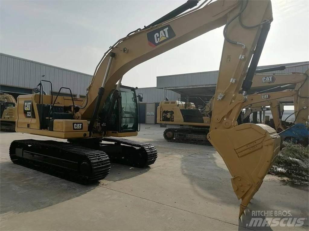 CAT 323 履带挖掘机