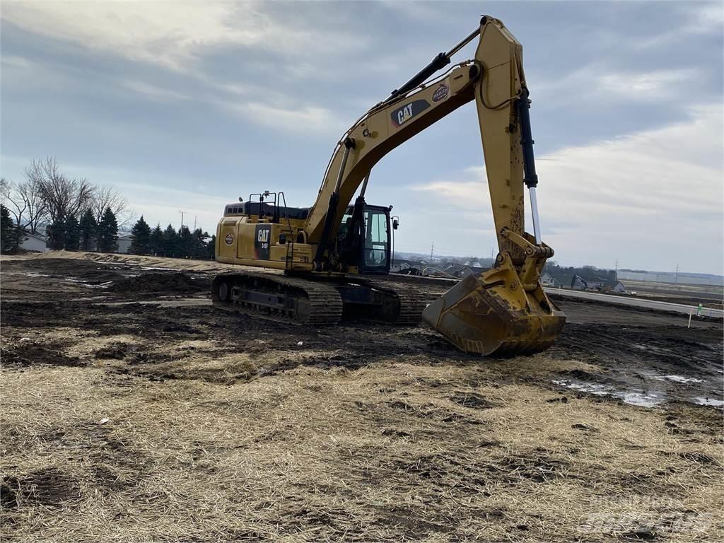 CAT 349FL 履带挖掘机