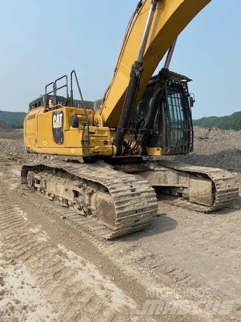 CAT 349FL 履带挖掘机