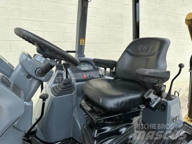 CAT 415F2 反铲装载机