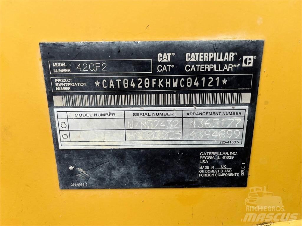 CAT 420F2 反铲装载机