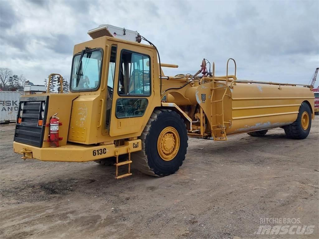 CAT 613C 罐式拖车