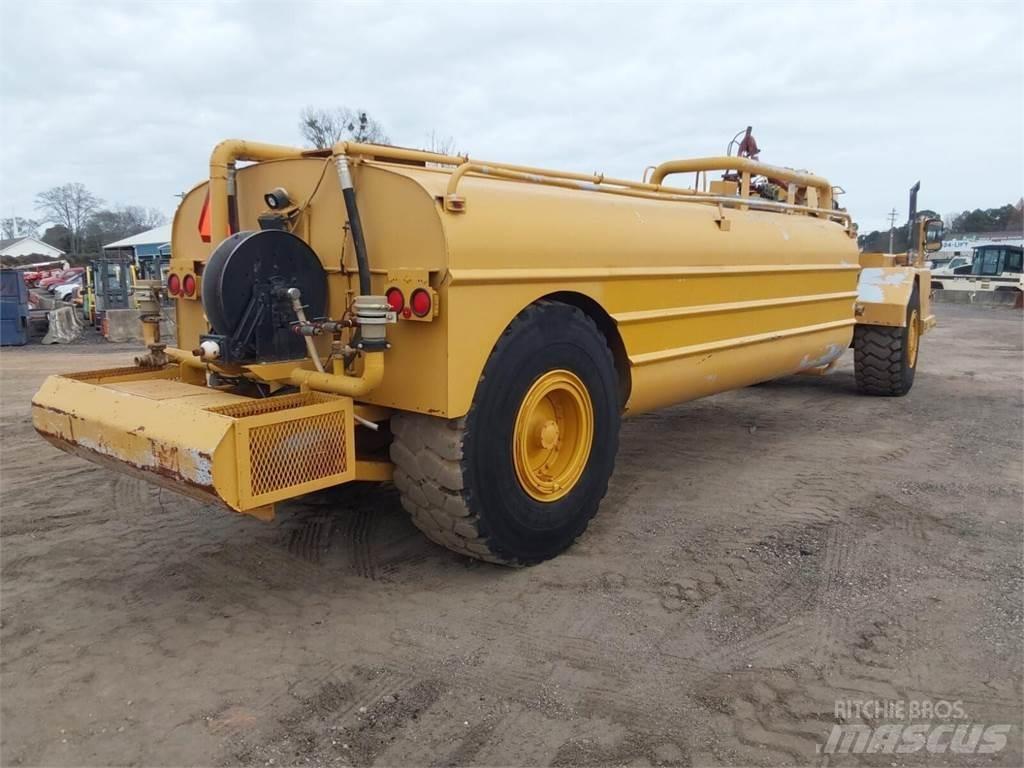 CAT 613C 罐式拖车