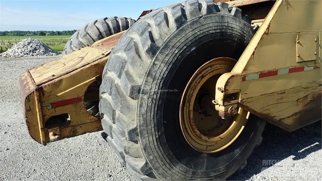 CAT 623B 铲运机