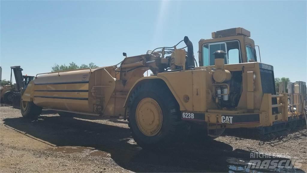 CAT 623B 罐式拖车