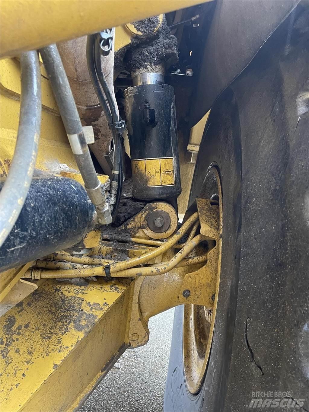 CAT 745C 铰接式自卸车