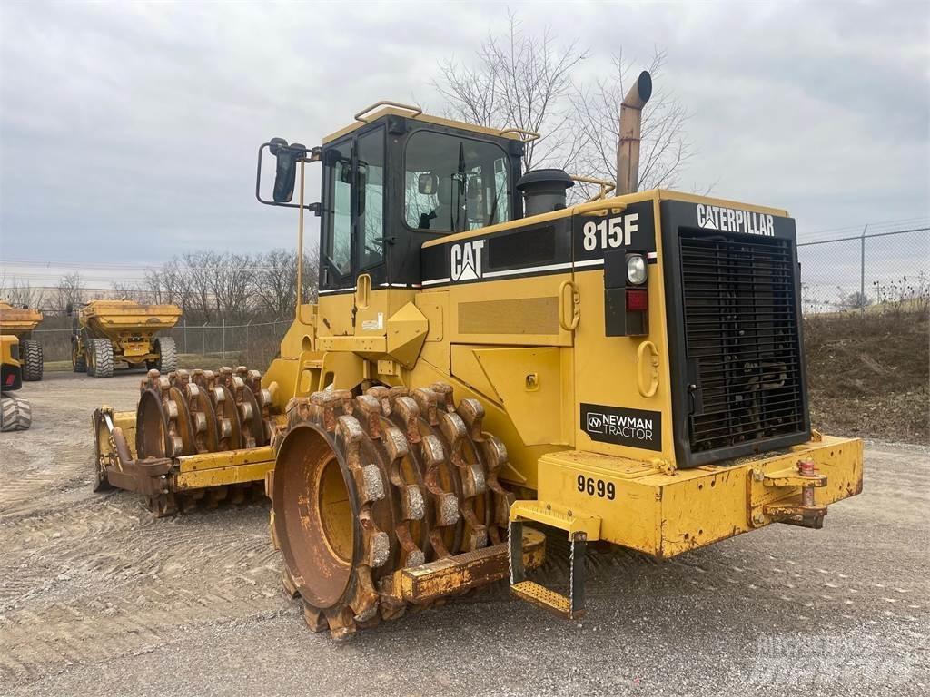 CAT 815F 垃圾压实机