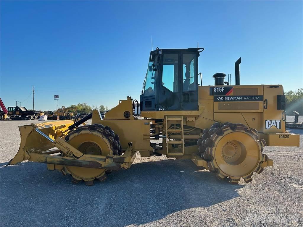 CAT 815F 垃圾压实机
