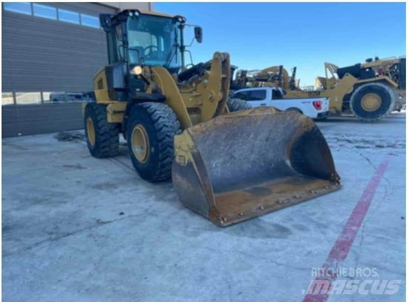 CAT 930M 轮式装载机