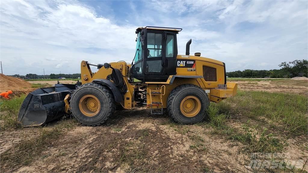 CAT 938M 轮式装载机