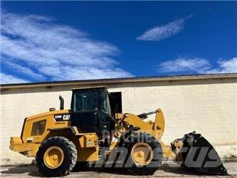 CAT 938M 轮式装载机