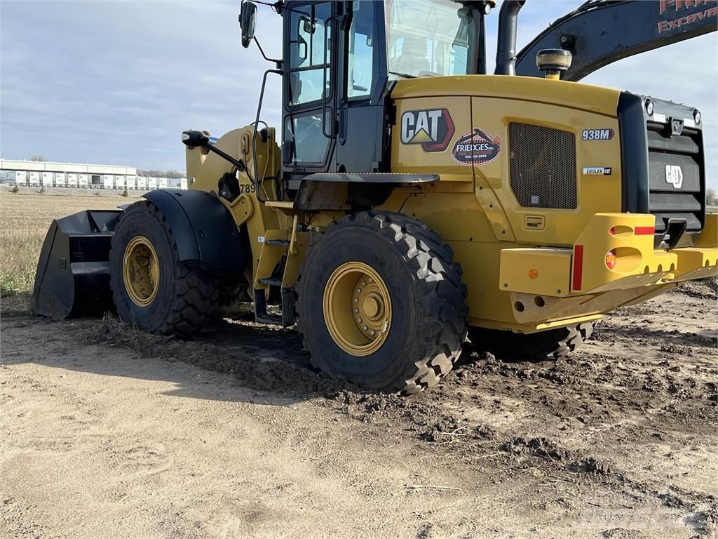 CAT 938M 轮式装载机