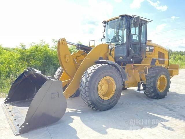 CAT 938M 轮式装载机