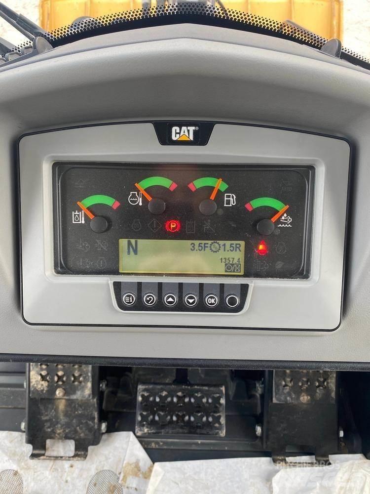 CAT 963K 履带式装载机
