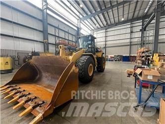 CAT 972M 轮式装载机