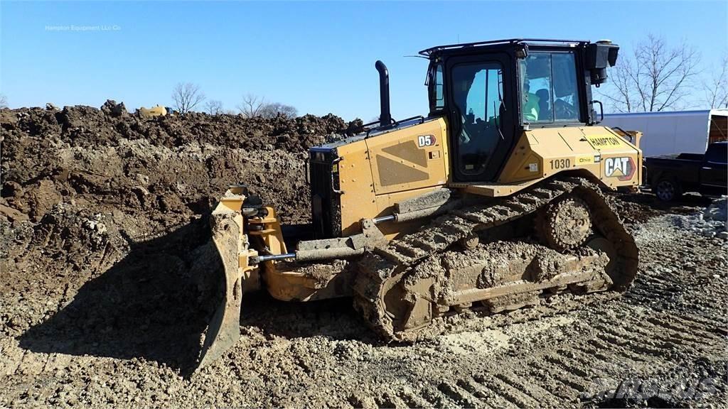 CAT D5 履带式推土机
