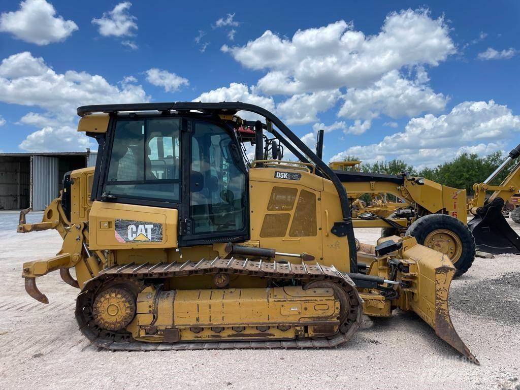 CAT D5K2 XL 履带式推土机