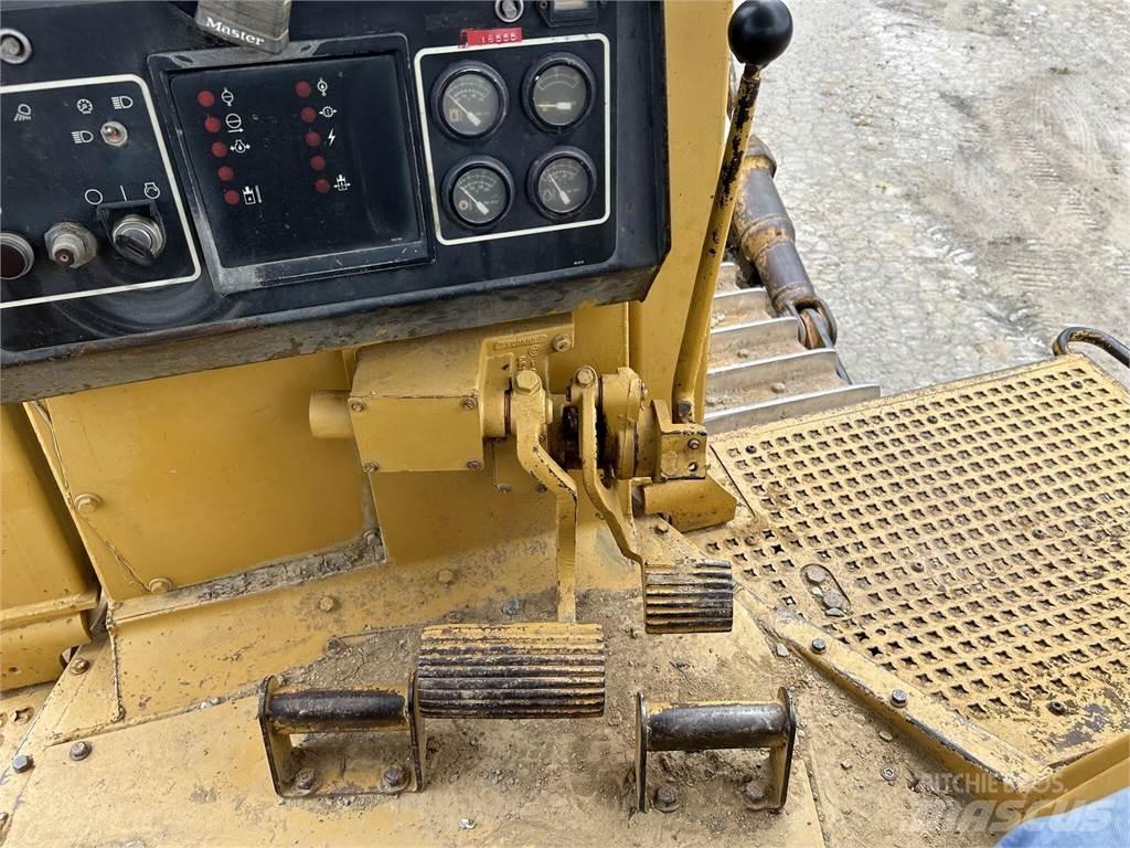 CAT D8N 履带式推土机