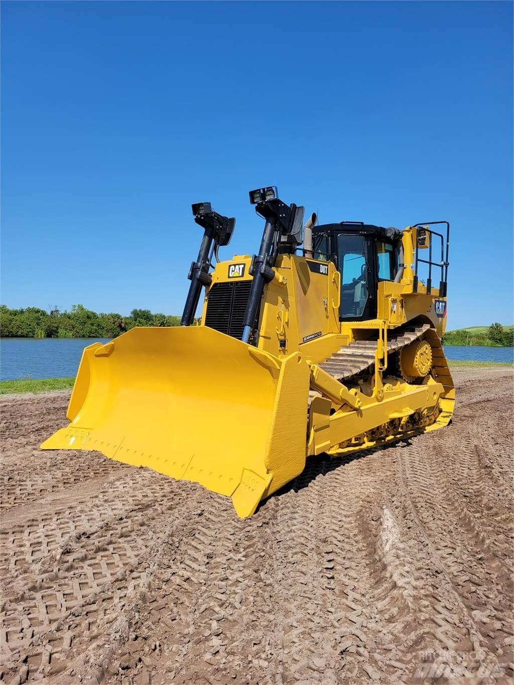 CAT D8T 履带式推土机
