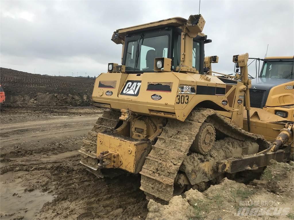 CAT D8T 履带式推土机