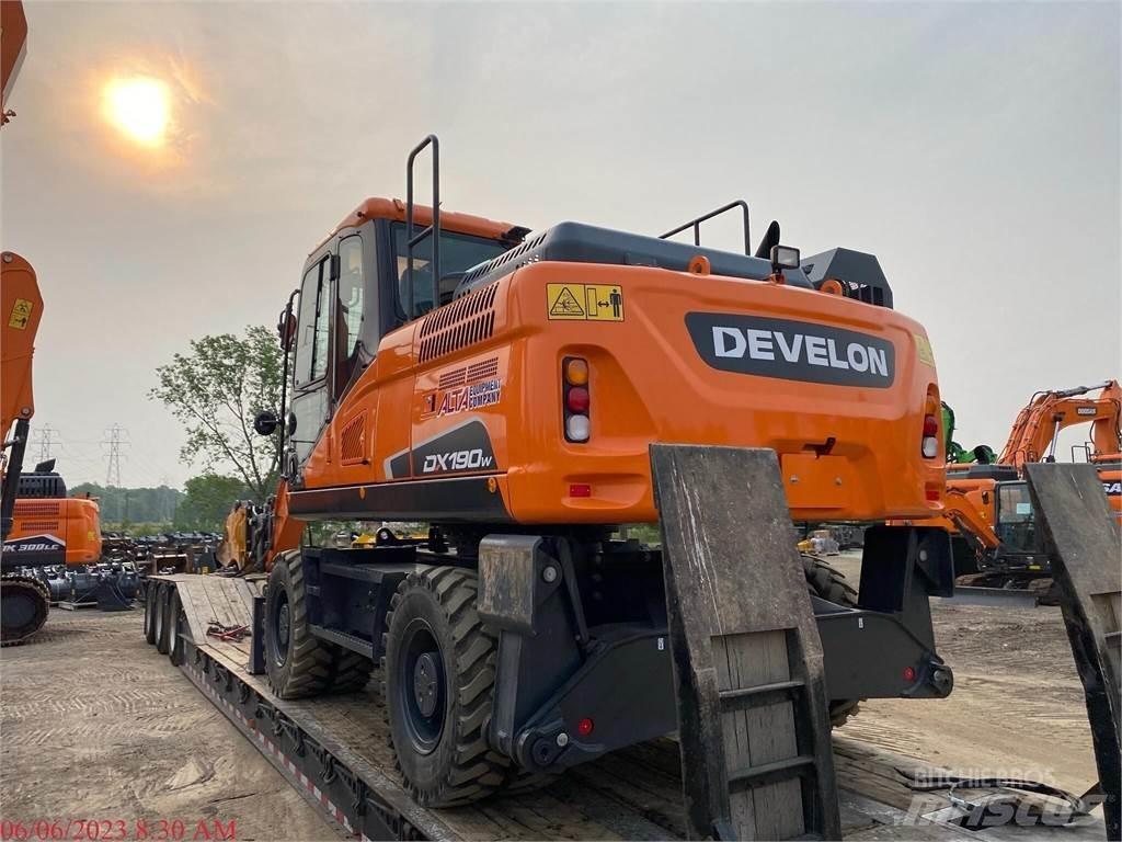 Develon DX190W-5 轮式挖掘机