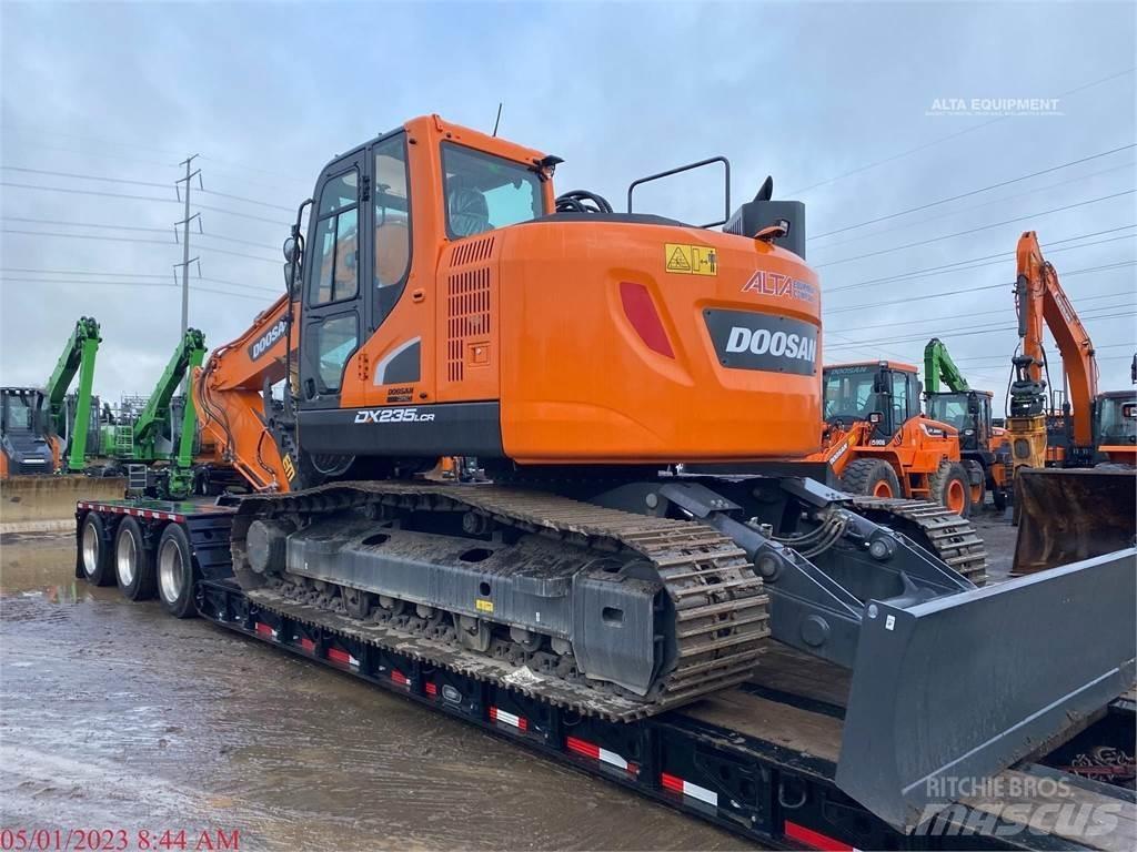 Develon DX235 LCR-5 履带挖掘机