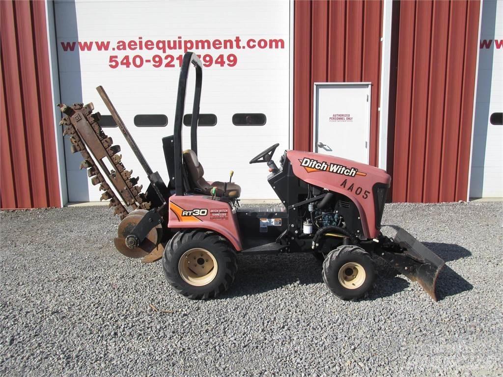 Ditch Witch RT30 挖沟机