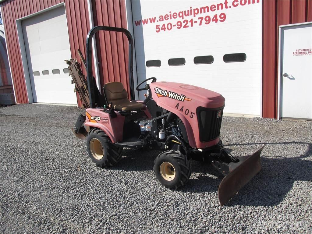 Ditch Witch RT30 挖沟机