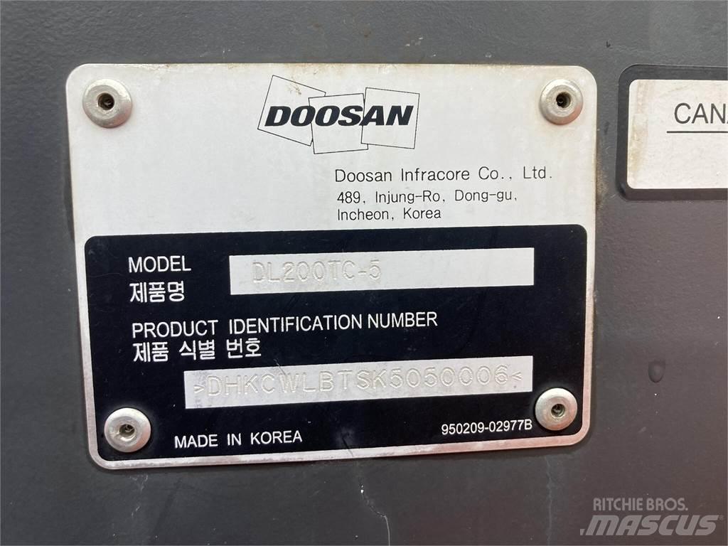 Doosan DL200TC-5 轮式装载机