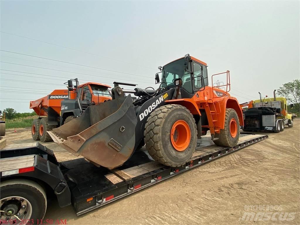 Doosan DL300-5 轮式装载机