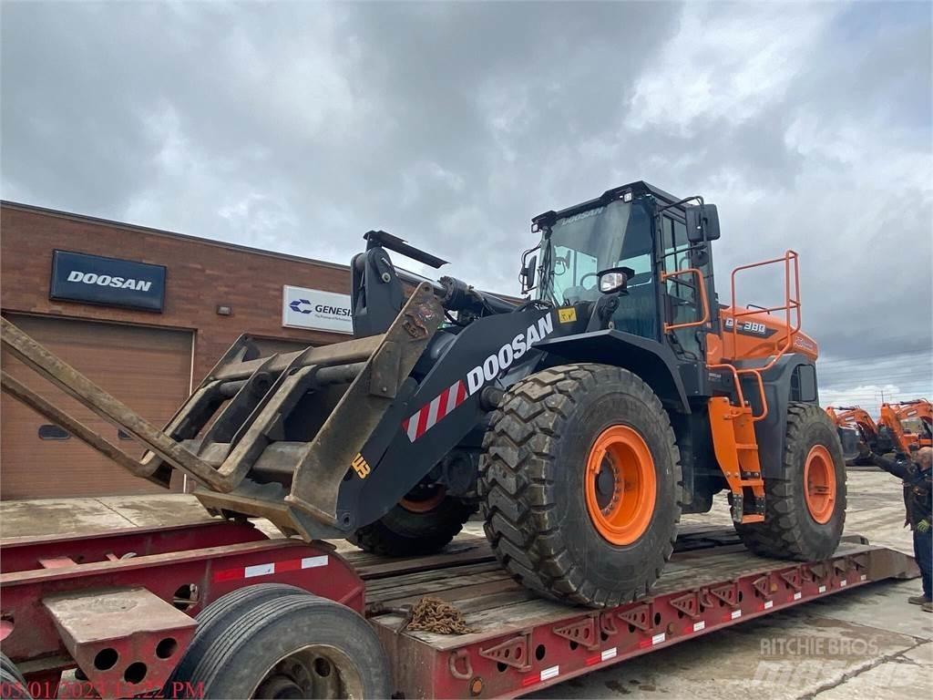 Doosan DL380-7 轮式装载机