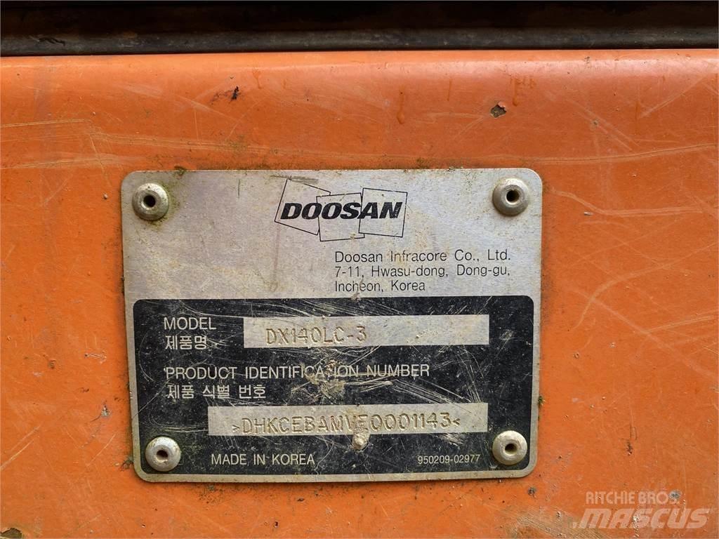 Doosan DX140 LC-3 履带挖掘机