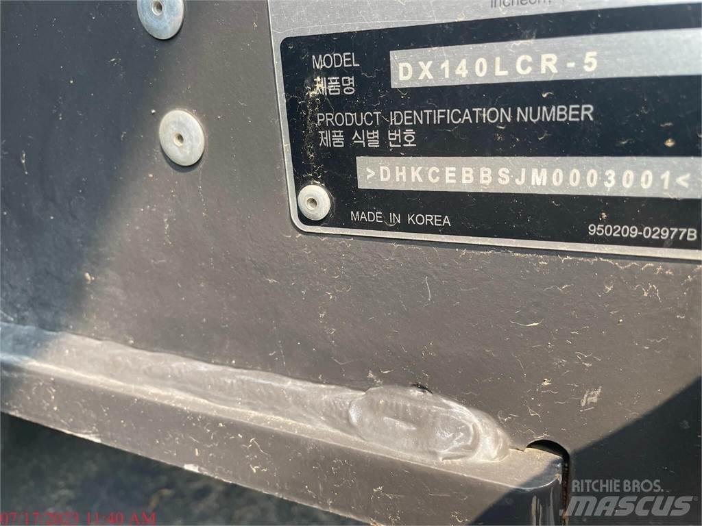 Doosan DX140 LC-5 履带挖掘机