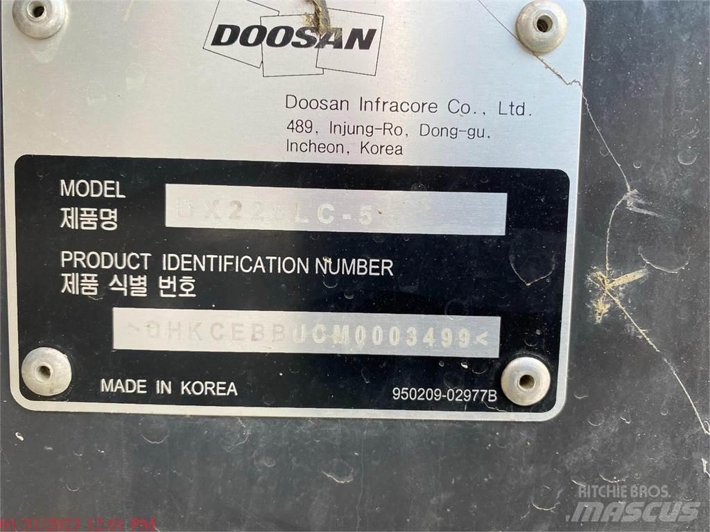 Doosan DX225 LC-5 履带挖掘机
