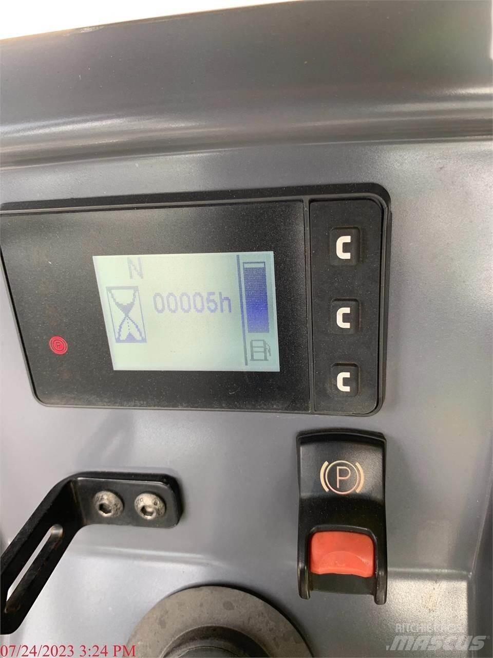 Dynapac CC1200 VI 双轮压路机