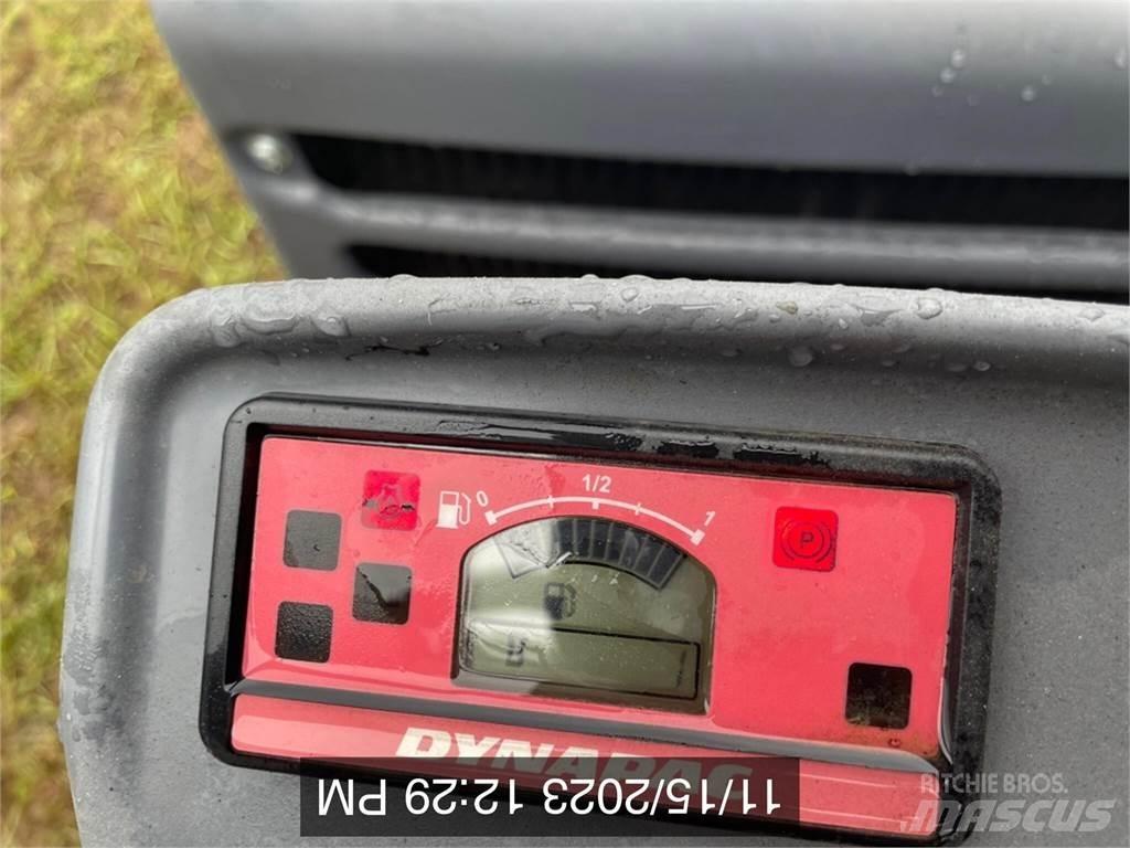 Dynapac CC950 双轮压路机
