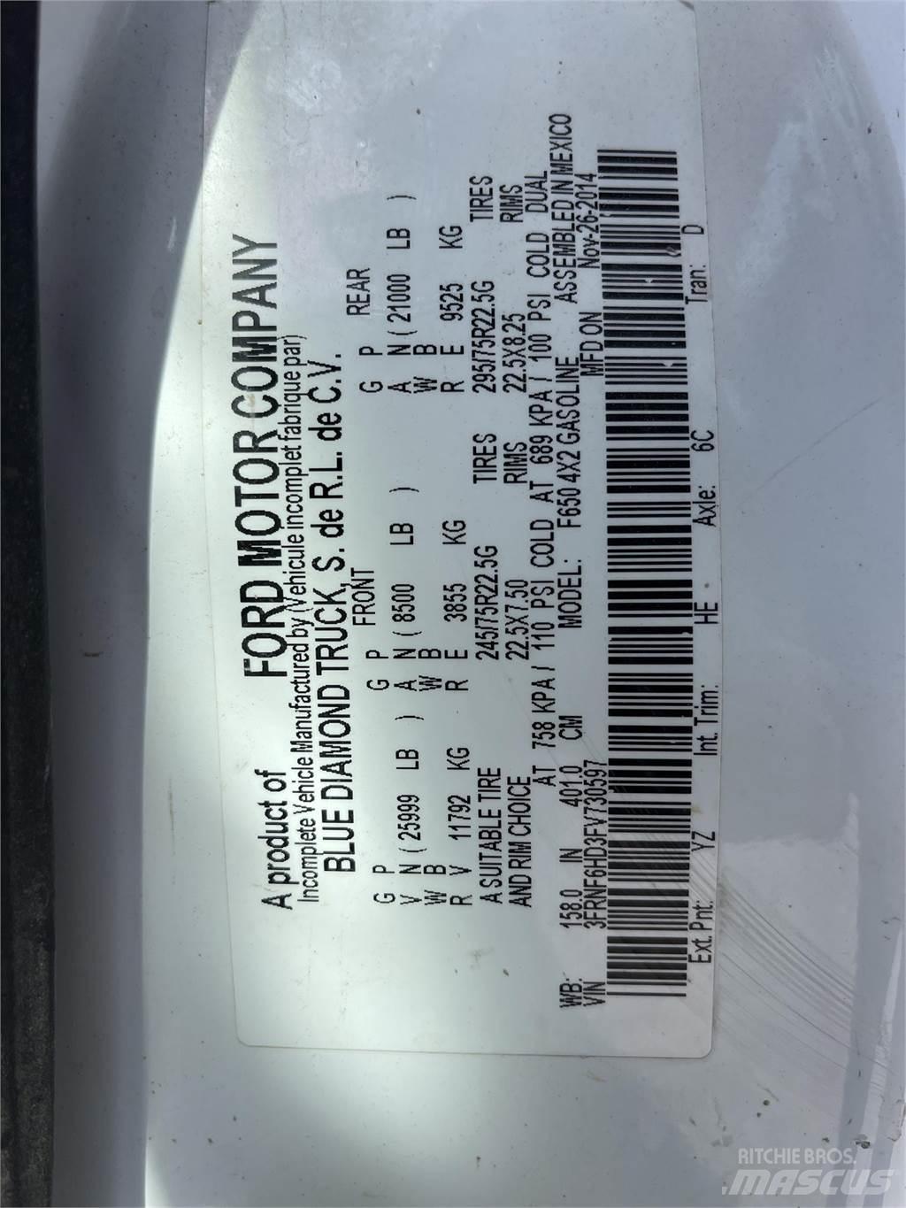Ford F650 XL SD 水罐车