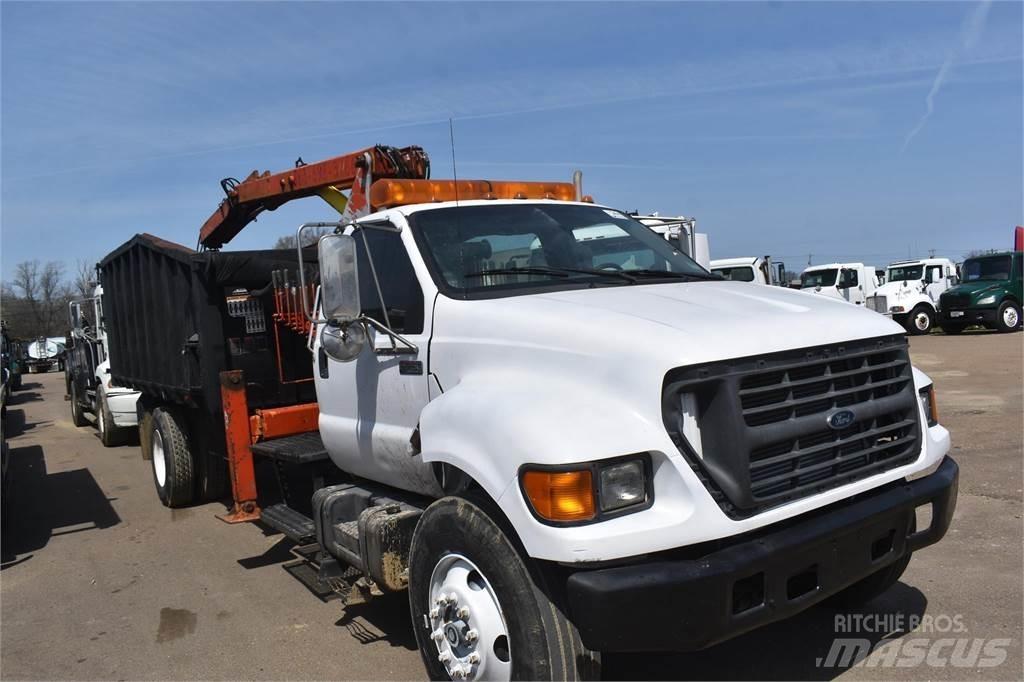 Ford F750 起重车