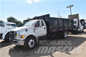 Ford F750 自卸式货车