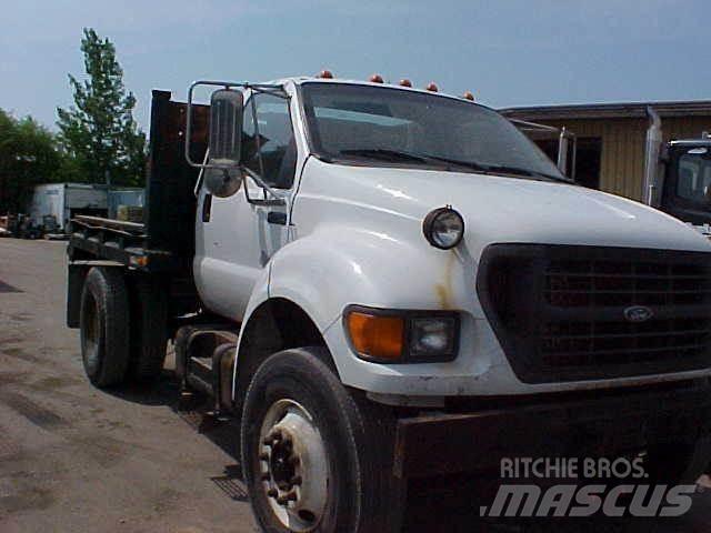 Ford F750 自卸式货车