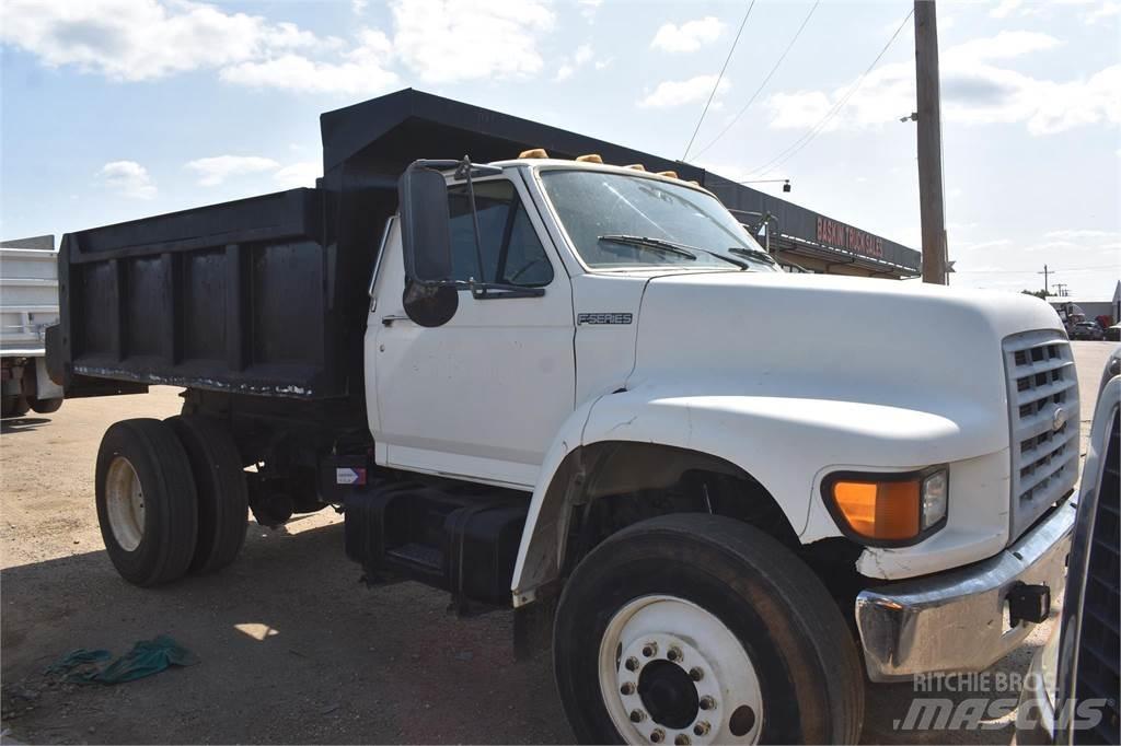 Ford F800 自卸式货车