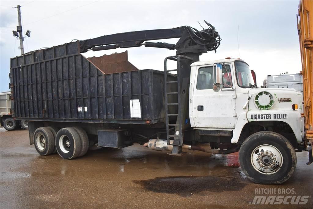 Ford L8000 起重车