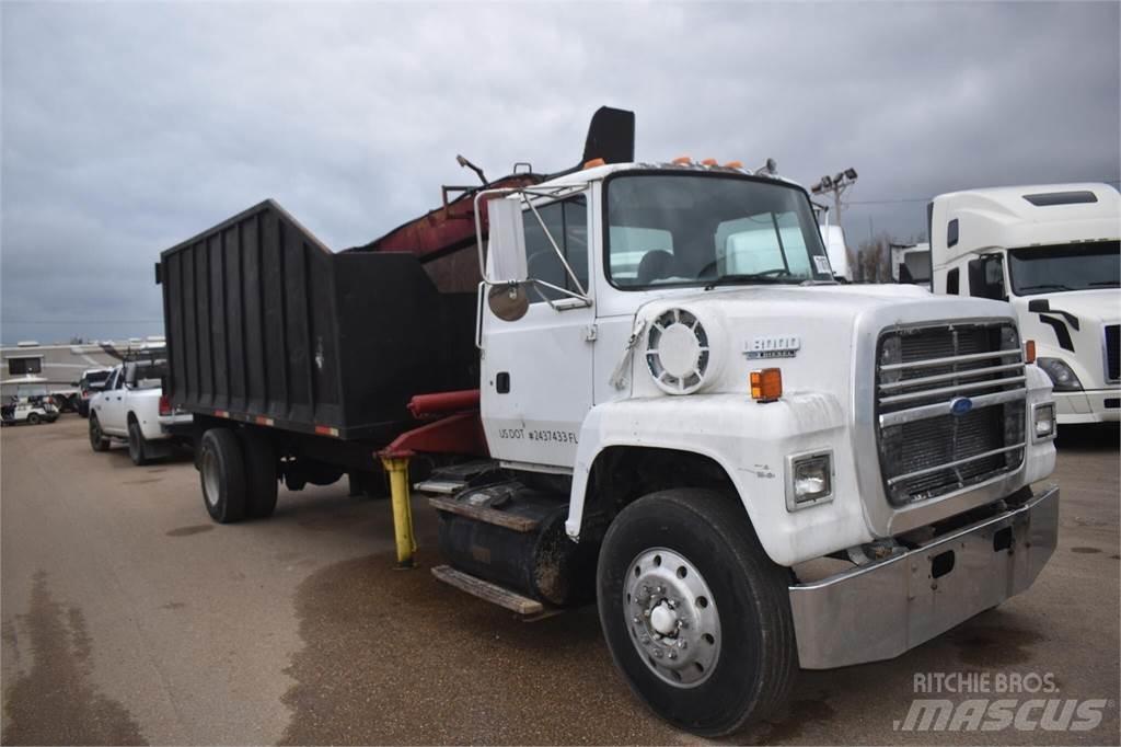 Ford L8000 起重车
