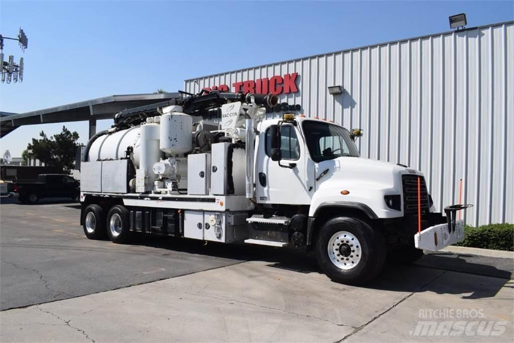 Freightliner 114SD 油罐车